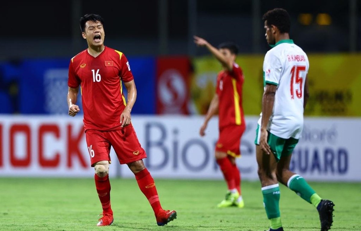  Đội tuyển Việt Nam đứng nhì bảng B tại AFF Cup 2020 sau khi bị Indonesia cầm hòa. (Ảnh: Getty Images)