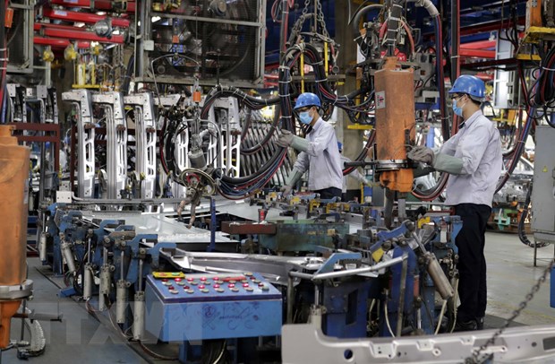 Sản xuất xe ôtô tại nhà máy Ford Hải Dương. (Ảnh: Trần Việt/TTXVN)