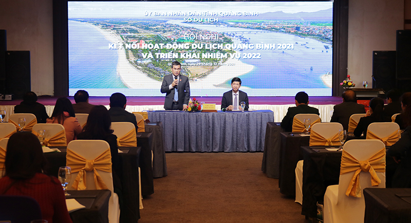 Toàn cảnh hội nghị.