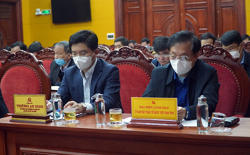 Các đại biểu dự hội nghị