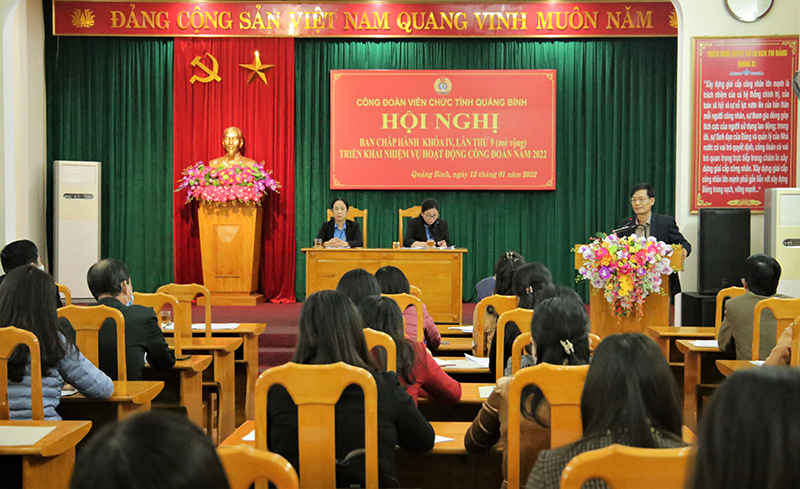 Toàn cảnh hội nghị.