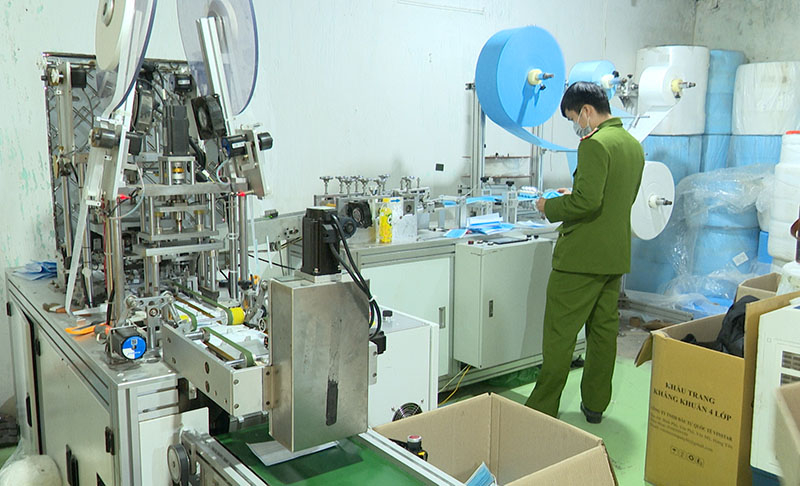 Dây chuyền để sản xuất khẩu trang.