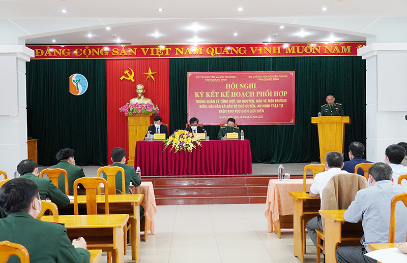 Quang cảnh hội nghị ký kết