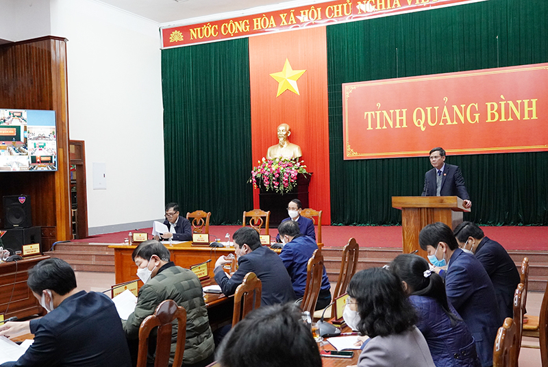 Đồng chí Chủ tịch UBND tỉnh Trần Thắng phát biểu kết luận hội nghị.