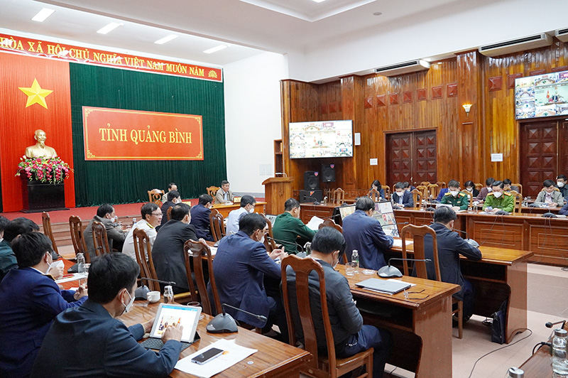 Quang cảnh hội nghị tại điểm cầu Quảng Bình.