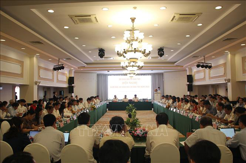 Quang cảnh hội nghị.