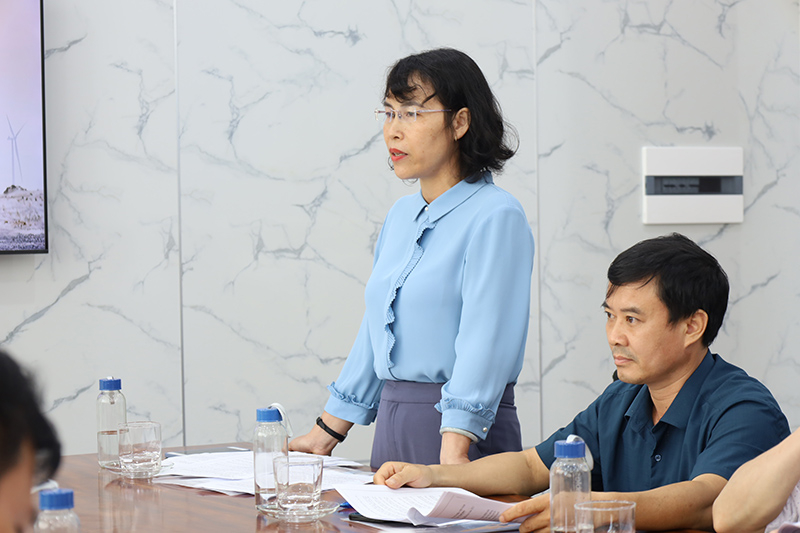 Lãnh đạo Sở Văn hóa và Thể thao phát biểu tại buổi làm việc.