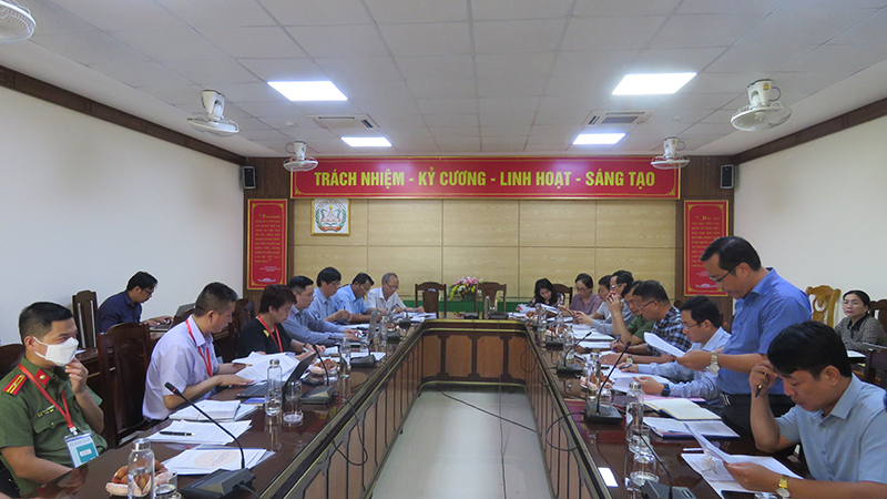 Các đại biểu đóng góp ý kiến