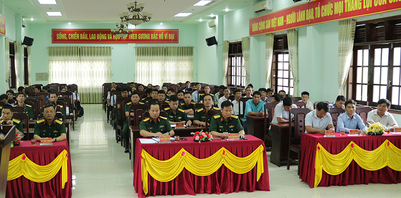 Các đại biểu dự hội nghị.