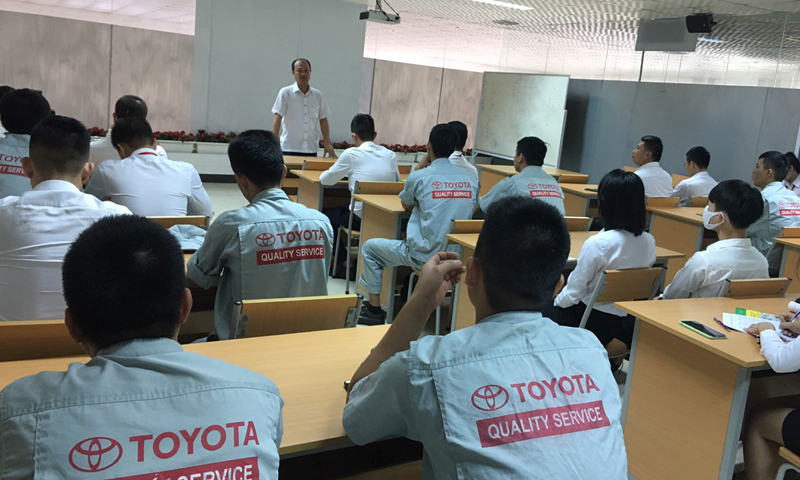 Chú trọng thực hiện những chính sách liên quan đến công nhân lao động