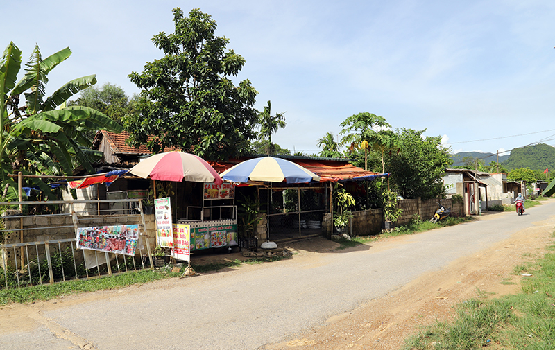 Khu vực nơi có diện tích đất ông, bà Đinh Minh Liêu, Đinh Thị Duệ chiếm dụng đất của bà Đinh Thị Chữ đang chờ cưỡng chế THA.