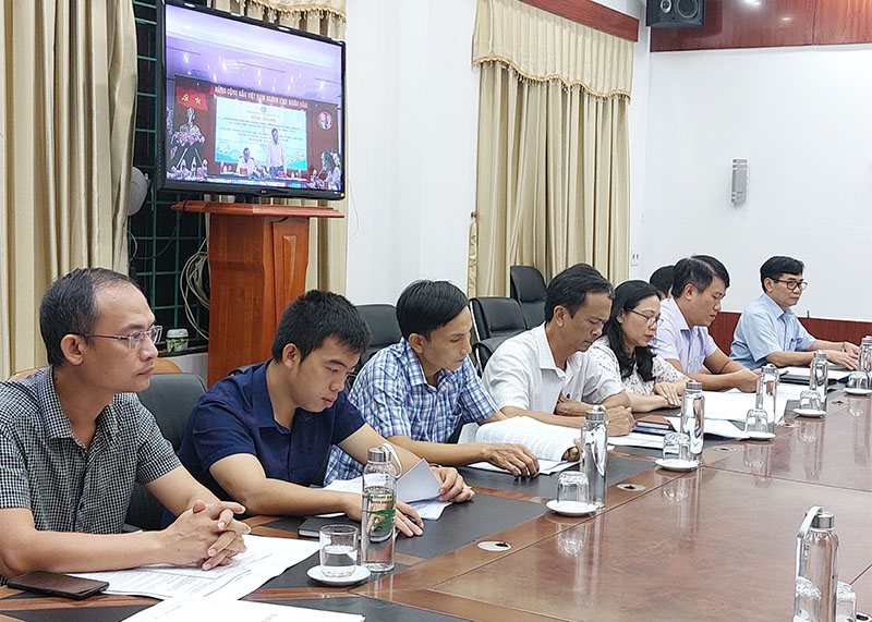 Các đại biểu tham dự hội nghị