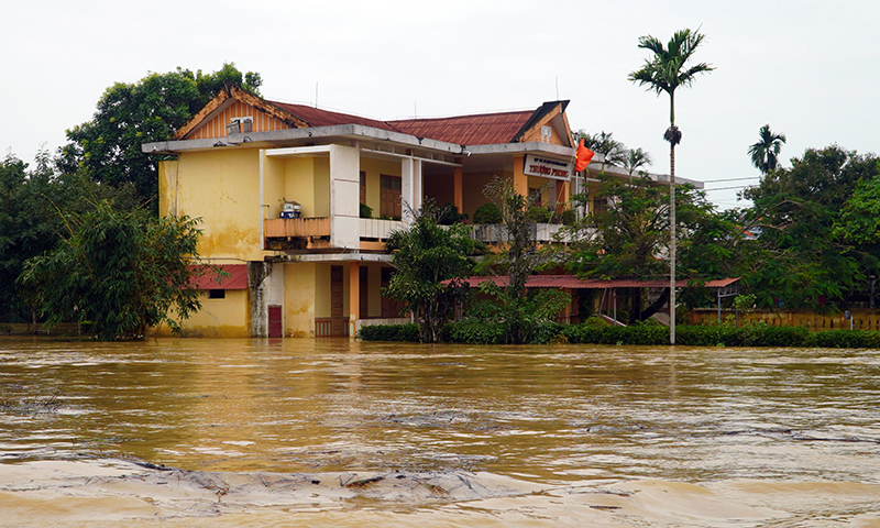 Một số trường học, nhà dân bị ngập