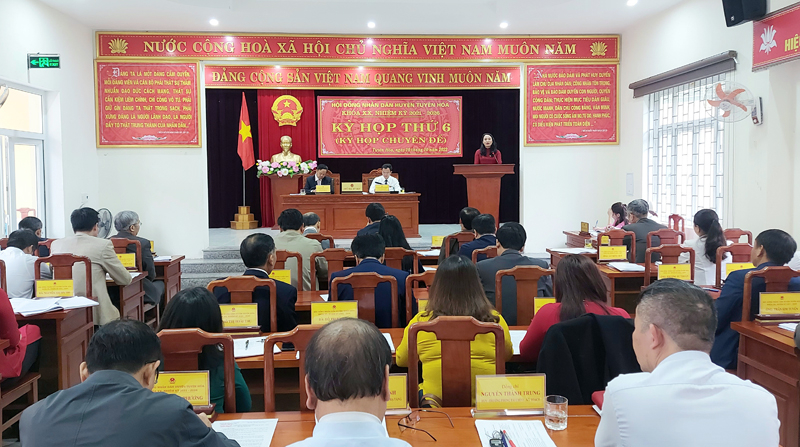 Toàn cảnh kỳ họp.