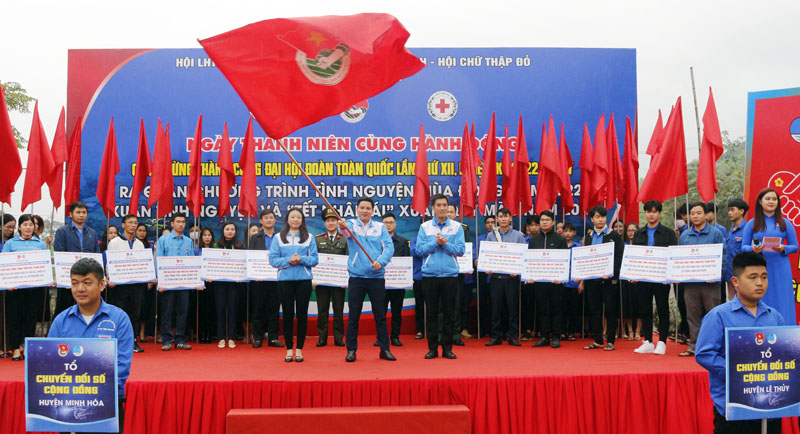 Lãnh đạo Tỉnh đoàn phát động Chương trình tình nguyện mùa Đông năm 2022, Xuân tình nguyện và “Tết Nhân ái” Xuân Quý Mão-2023.