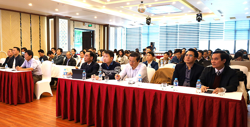 Các đại biểu dự hội thảo.