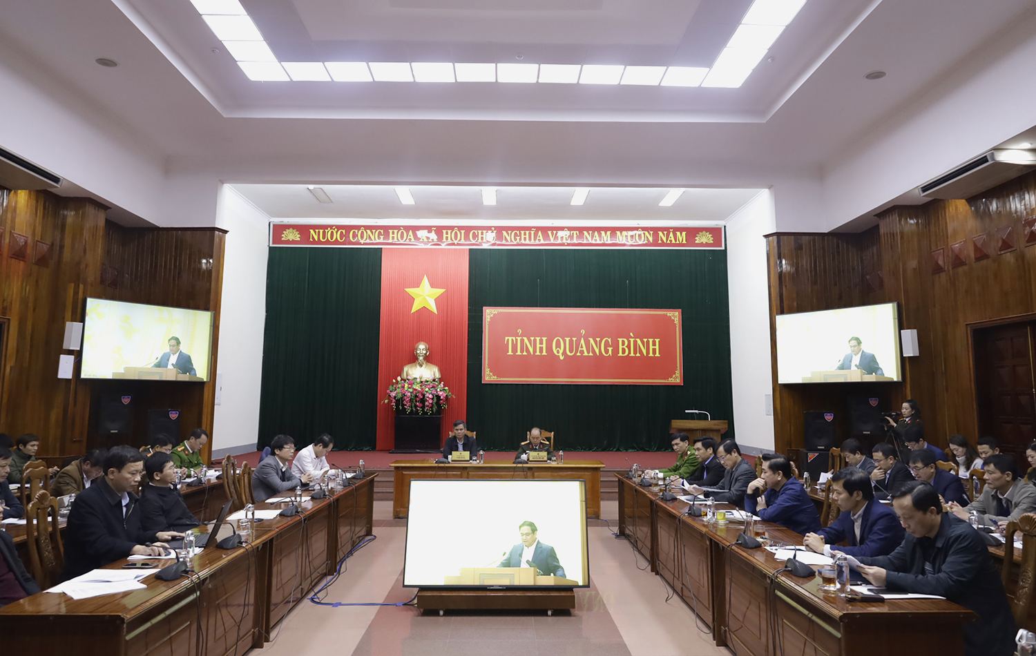 Toàn cảnh hội nghị tại điểm cầu Quảng Bình. 