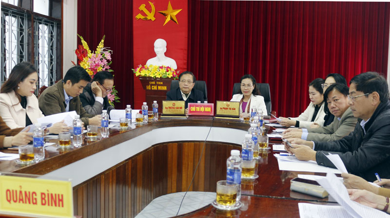 Các đại biểu dự hội nghị tại điểm cầu tỉnh Quảng Bình.
