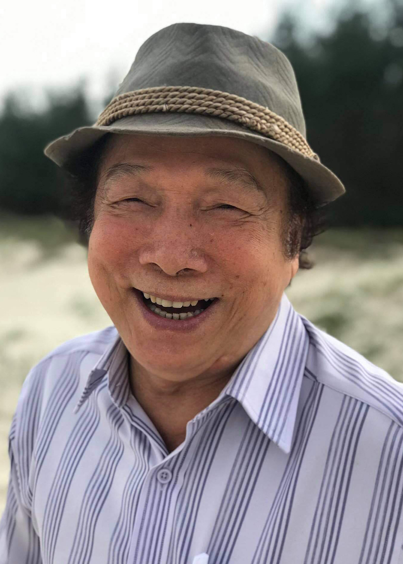 Nhà văn Hữu Phương.