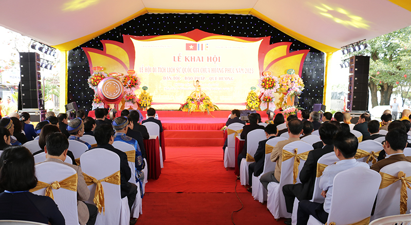 Toàn cảnh buổi lễ.