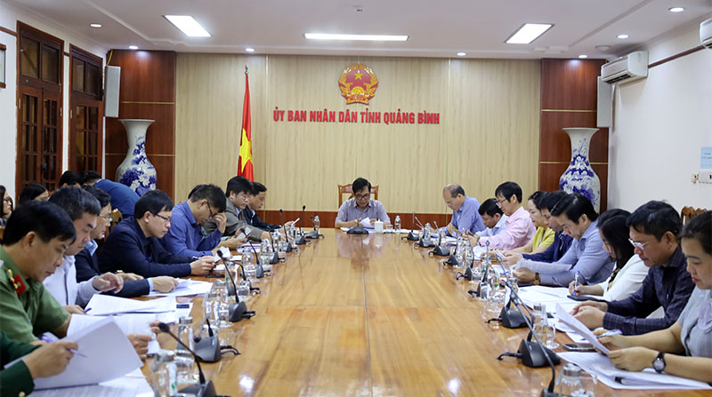 Các đại biểu tham dự tại cuộc họp