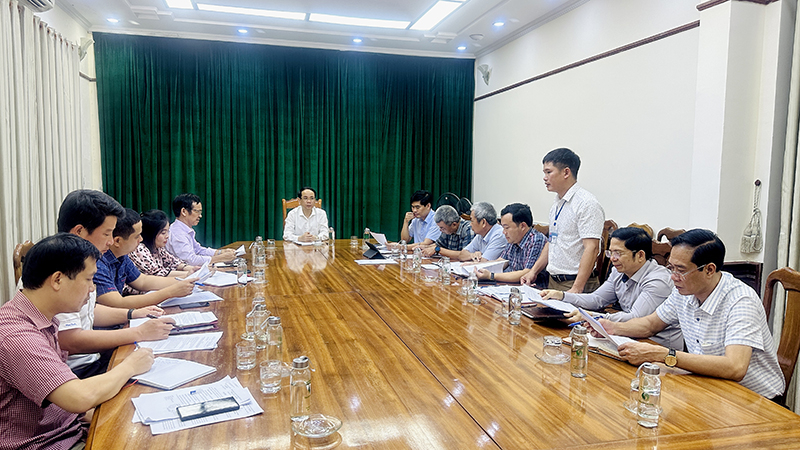 Quang cảnh buổi làm việc.