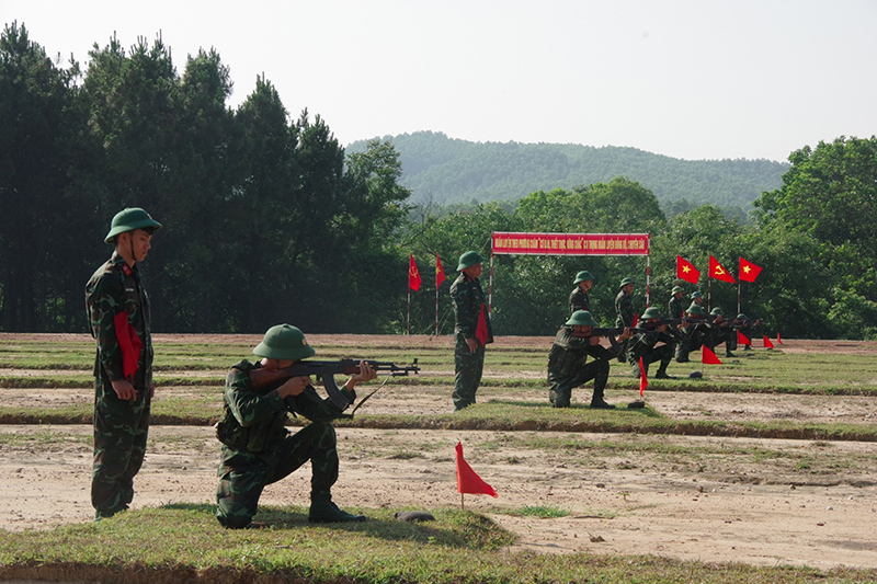 Thực hành kiểm tra bắn súng