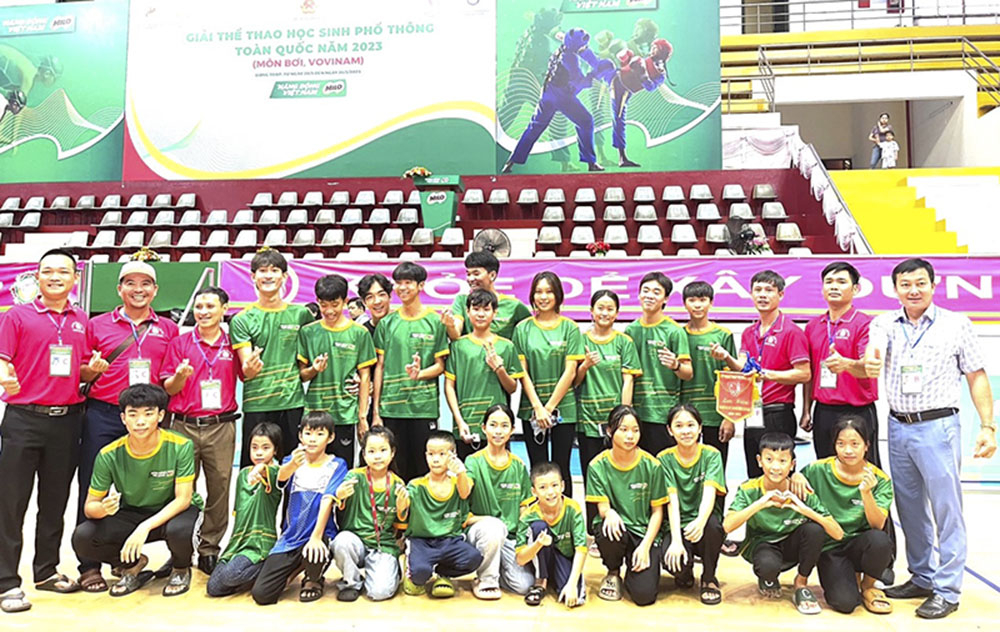 Đoàn Quảng Bình tham gia Giải