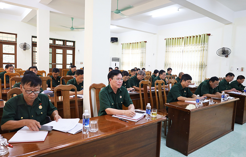 Các đại biểu dự hội nghị.
