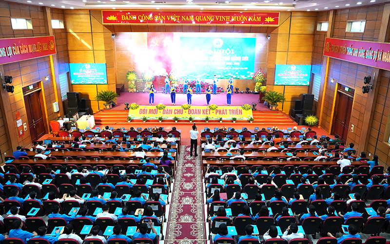 Quang cảnh đại hội.