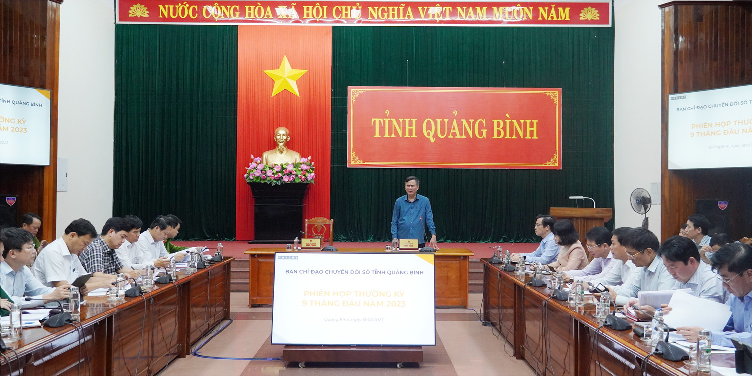 Đồng chí Chủ tịch UBND tỉnh Trần Thắng phát biểu chỉ đạo tại phiên họp về CĐS và Đề án 06. 