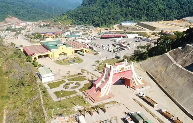 Cửa khẩu quốc tế Cha Lo sôi động trở lại sau thời gian trầm lắng do ảnh hưởng dịch Covid-19.