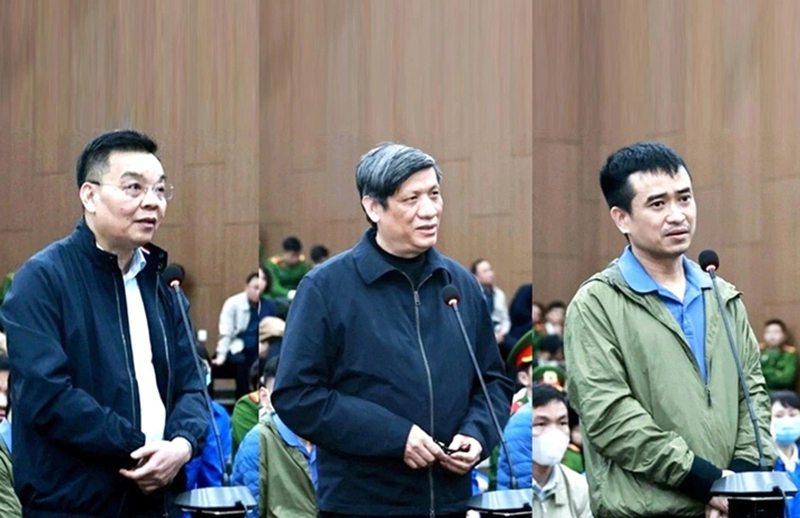  Các bị cáo: Chu Ngọc Anh, Nguyễn Thanh Long, Phan Quốc Việt tại phiên tòa.