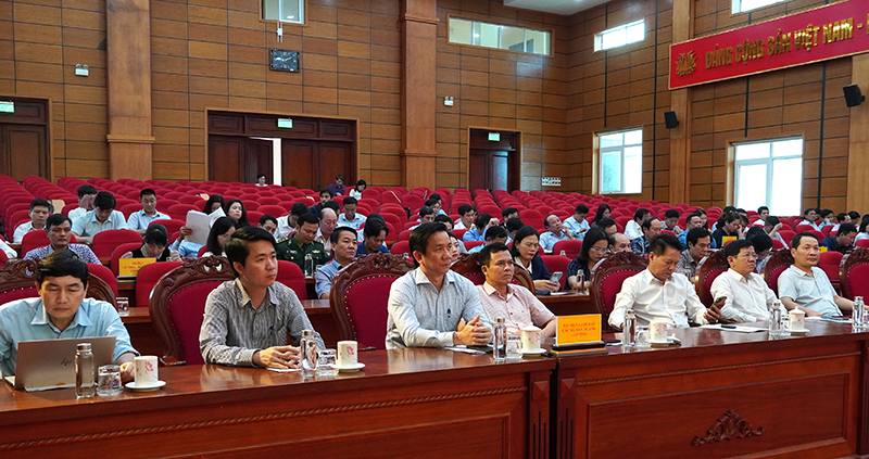 Các đại biểu dự hội nghị.