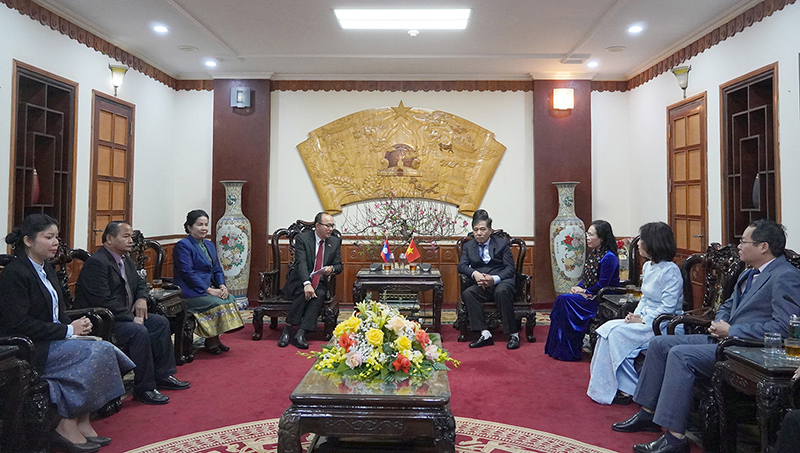 Quang cảnh buổi tiếp