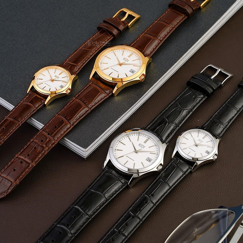 Nữ da ngăm nên đeo đồng hồ màu gì? KOI Classic có dây da màu nâu sẽ là lựa chọn phù hợp