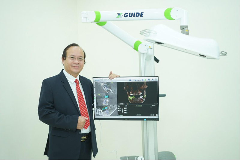 TS.BS Võ Văn Nhân ứng dụng thành công công nghệ định vị trong cấy ghép Implant