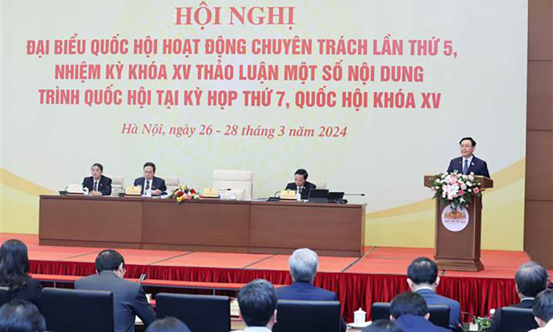 Chủ tịch Quốc hội Vương Đình Huệ phát biểu khai mạc hội nghị. Ảnh: Nhan Sáng/TTXVN