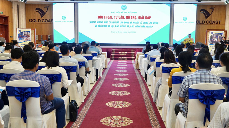 Quang cảnh hội nghị.