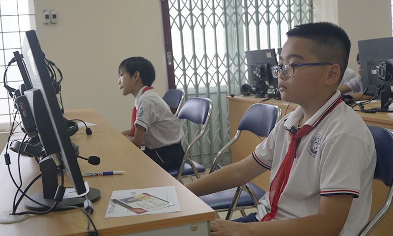 Thí sinh bảng A khối tiểu học thi kỹ năng lập trình