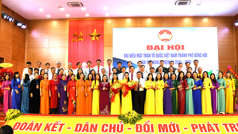 Ủy ban MTTQVN TP. Đồng Hới nhận nhiệm vụ.