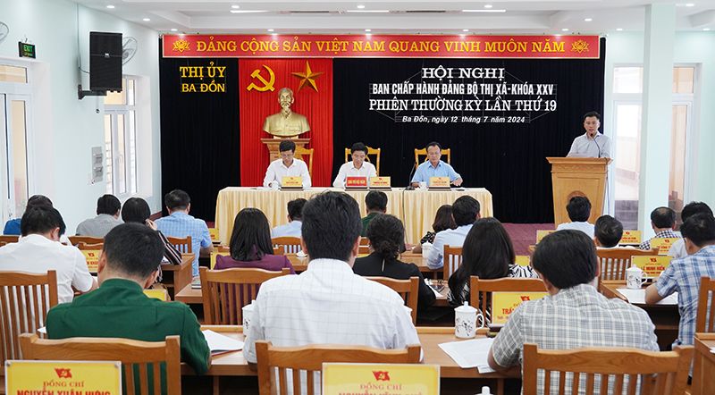 Quang cảnh hội nghị.