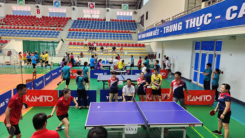 Ngay sau lễ khai mạc, các vanaj đông viên bước vào tranh tài các nội dung thi đấu.