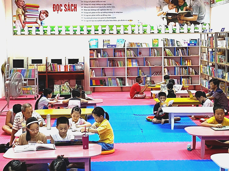 Các hoạt động tại thư viện góp phần khơi dậy niềm yêu thích đọc sách và rèn luyện thói quen học tập suốt đời.