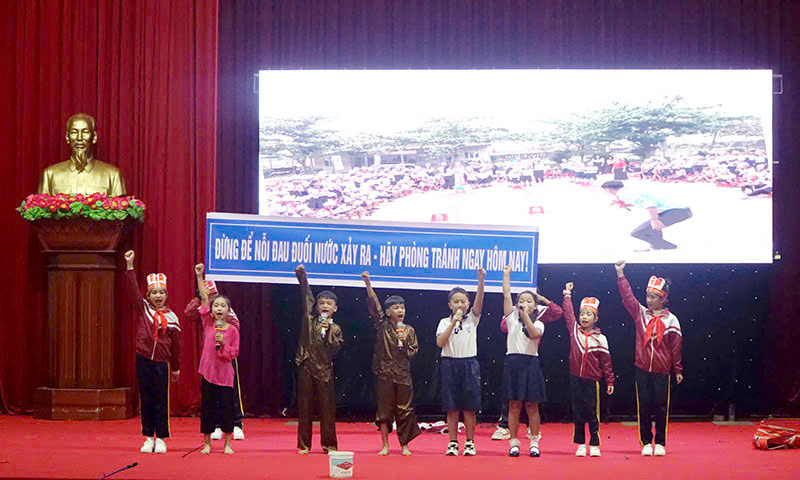 Các phần thi diễn ra sôi nổi.