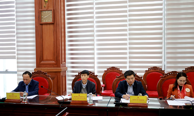 Đại biểu tham dự phiên họp.