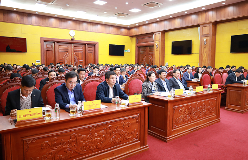 Các đại biểu tham dự hội nghị.