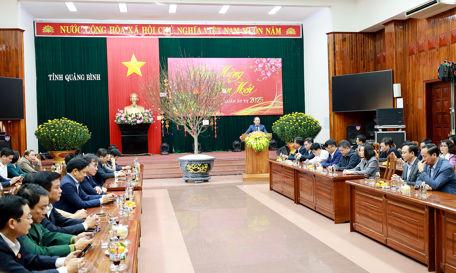 Quang cảnh buổi gặp mặt.