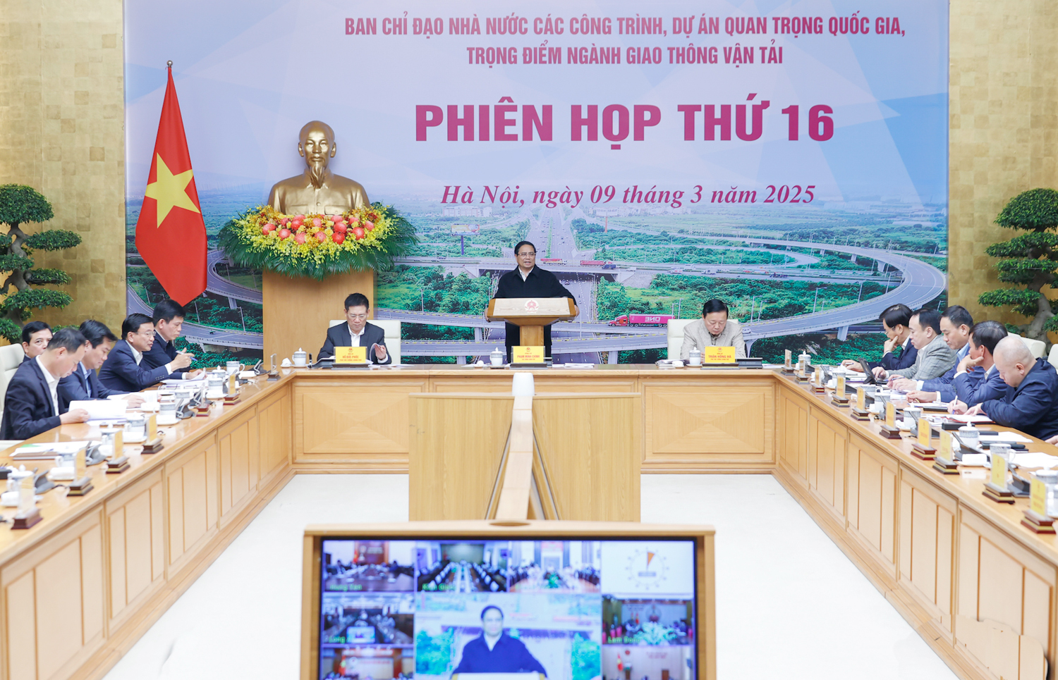 Đồng chí Thủ tướng Chính Phủ Phạm Minh Chính phát biểu chỉ đạo tại hội nghị (ảnh:baochinhphu.vn)