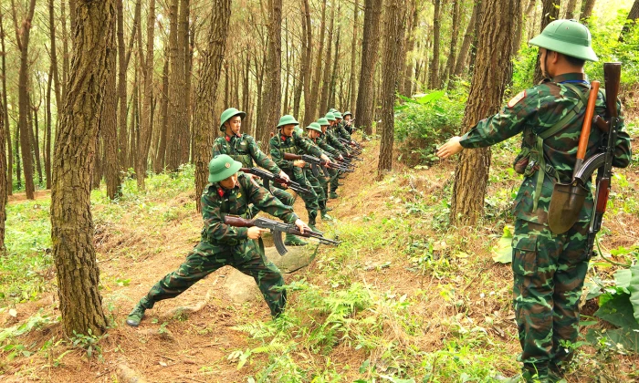 Tập trung lãnh đạo nâng cao chất lượng tổng hợp, khả năng sẵn sàng chiến đấu